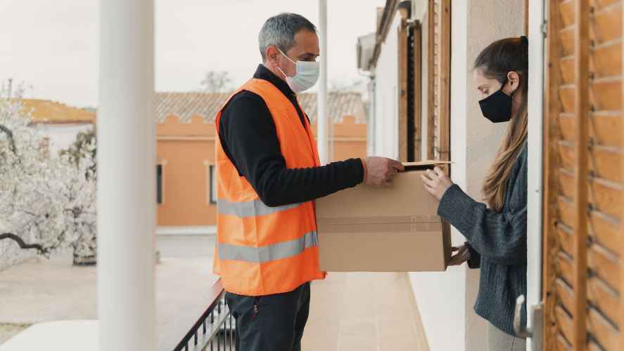 A direct-to-consumer delivery from the manufacturer to the customer's door